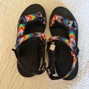 LGBTQ Rainbow Chevron Active Sandals - Black